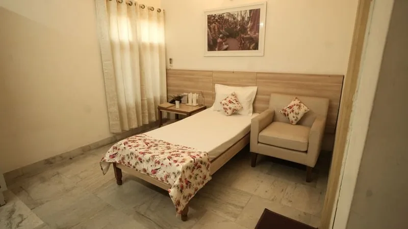 VVAC-Studio-Room